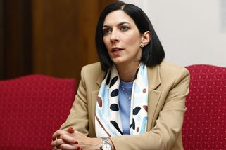 Nedůstojné a nepochopitelné. Politici reagují na slova Pekarové Adamové o výměnách ministrů - Novinky